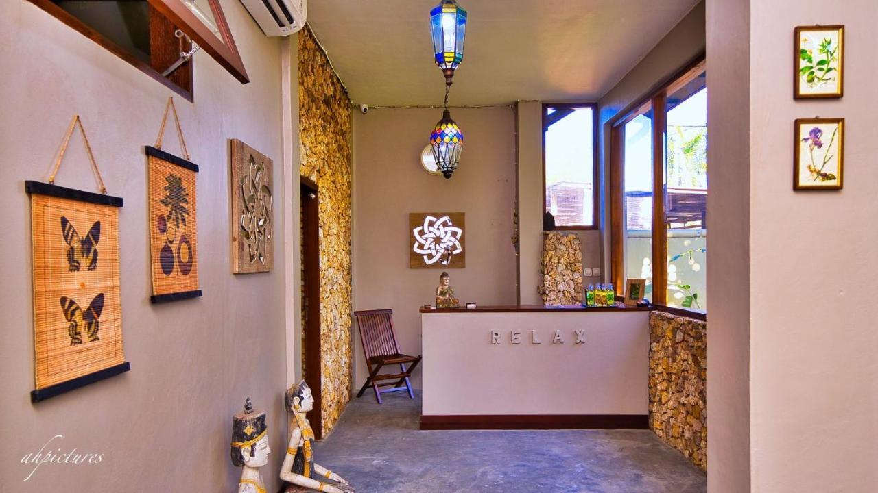 ホテル Dalai Tropical Kuta  エクステリア 写真