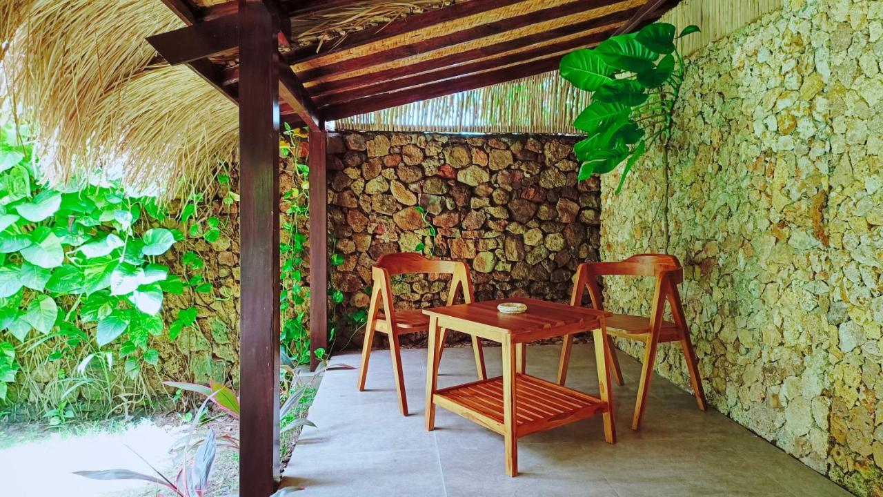 ホテル Dalai Tropical Kuta  エクステリア 写真