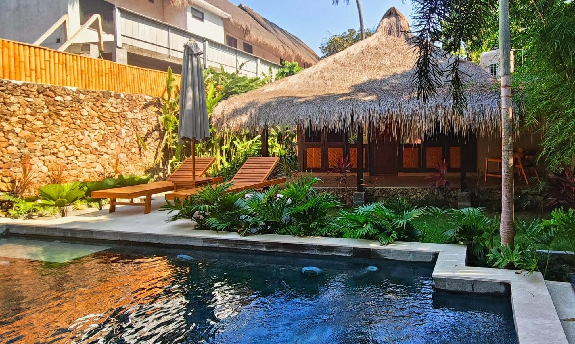 ホテル Dalai Tropical Kuta  エクステリア 写真