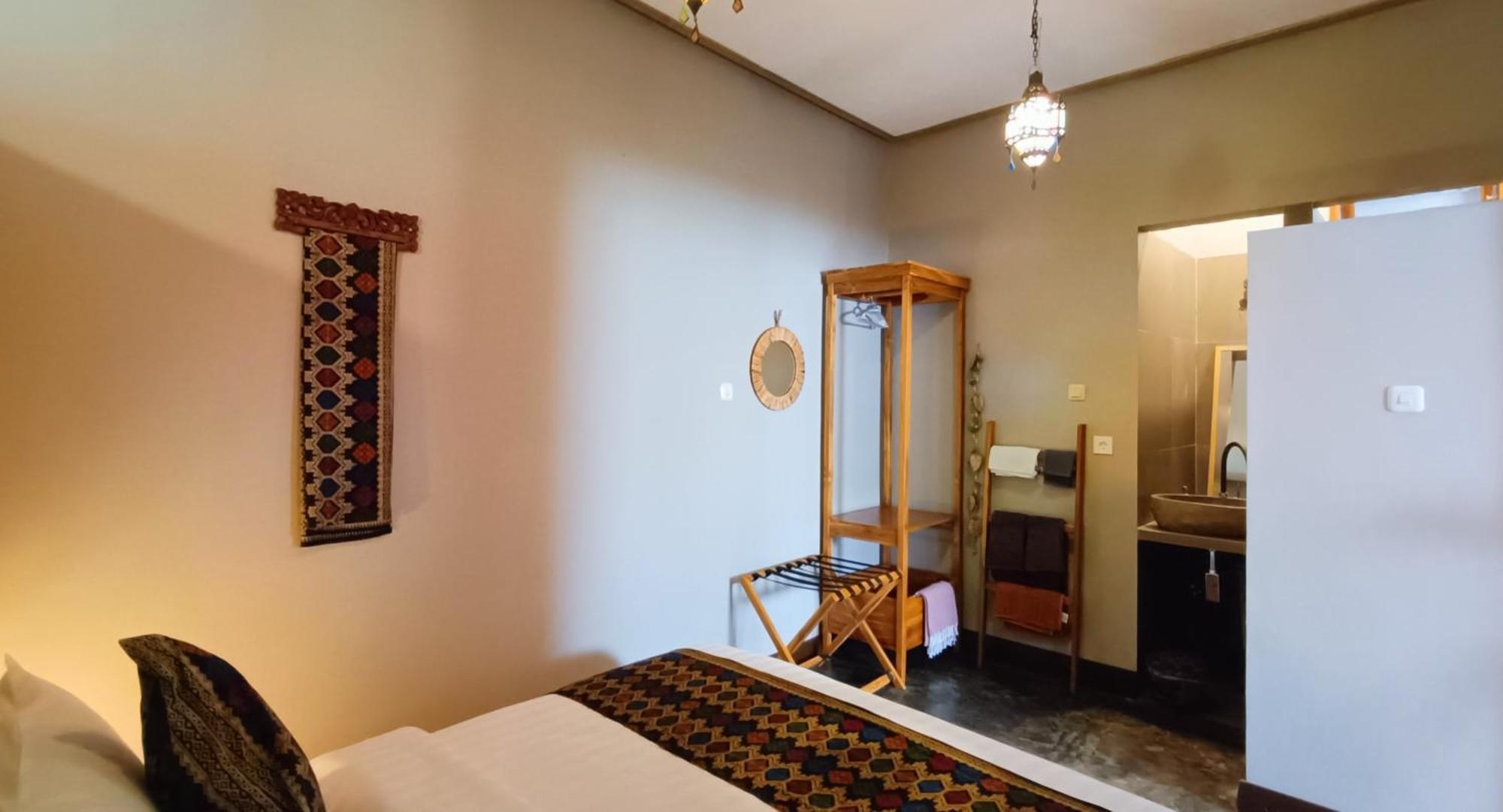 ホテル Dalai Tropical Kuta  エクステリア 写真